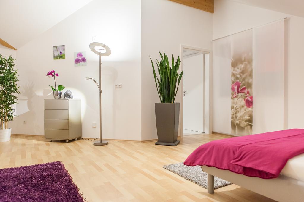 Schoene Aussicht Alzenau Zimmer foto